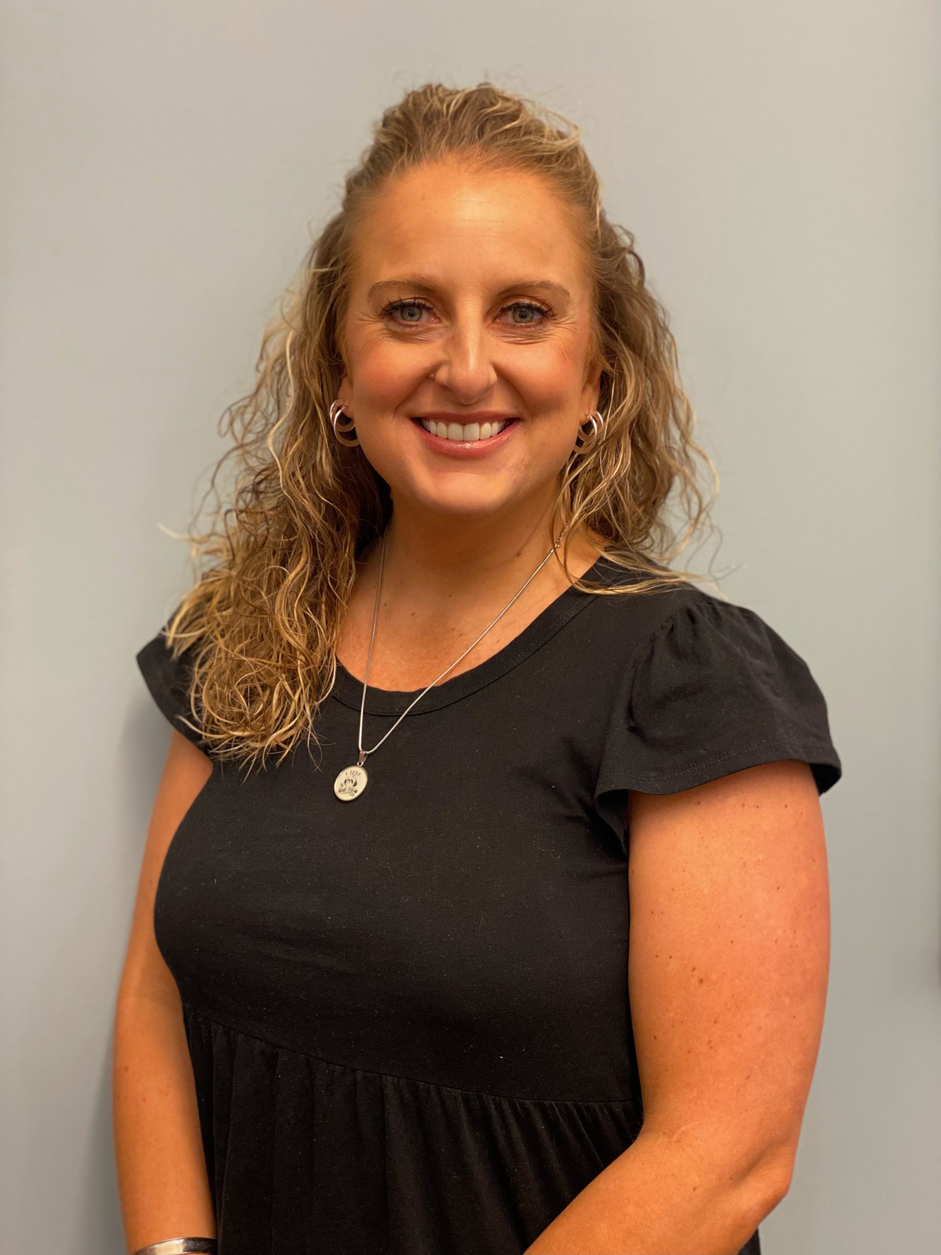 The Barstool Empire: Built By These Unsung Heroes - 67wqjct