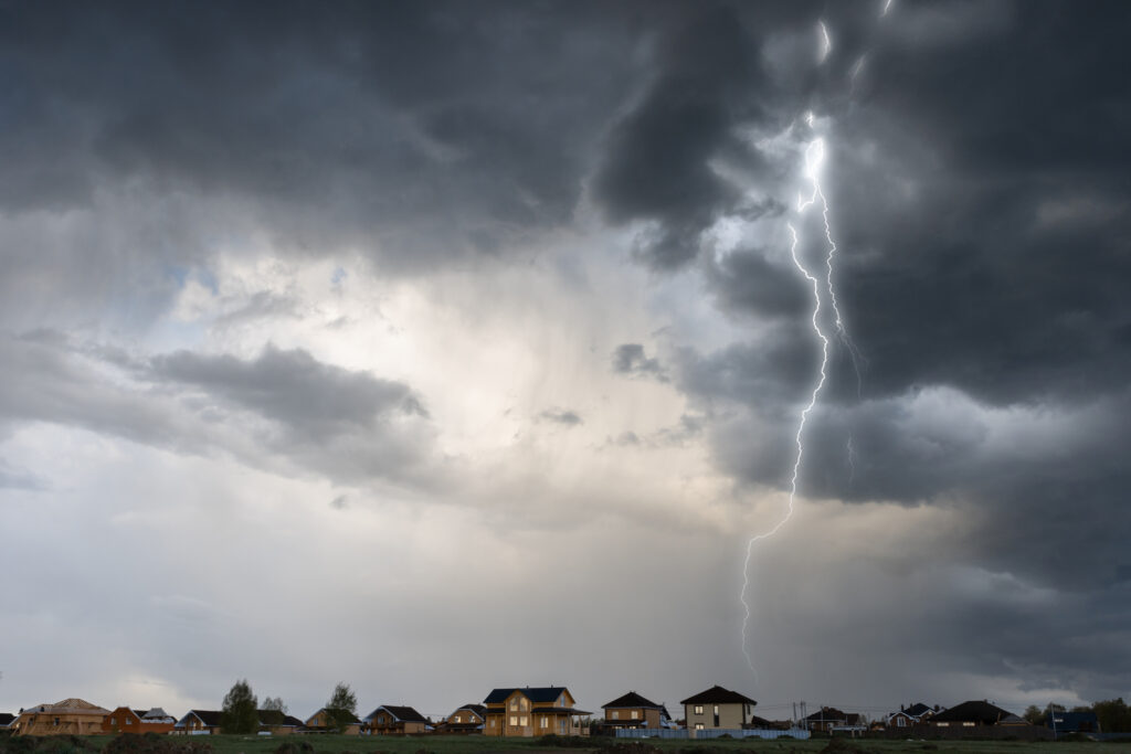Triple-I Weblog | Lightning Losses Prime Billion in 2024, However Claims Drop Sharply Triple-I Weblog | Lightning Losses Prime Billion in 2024, However Claims Drop Sharply